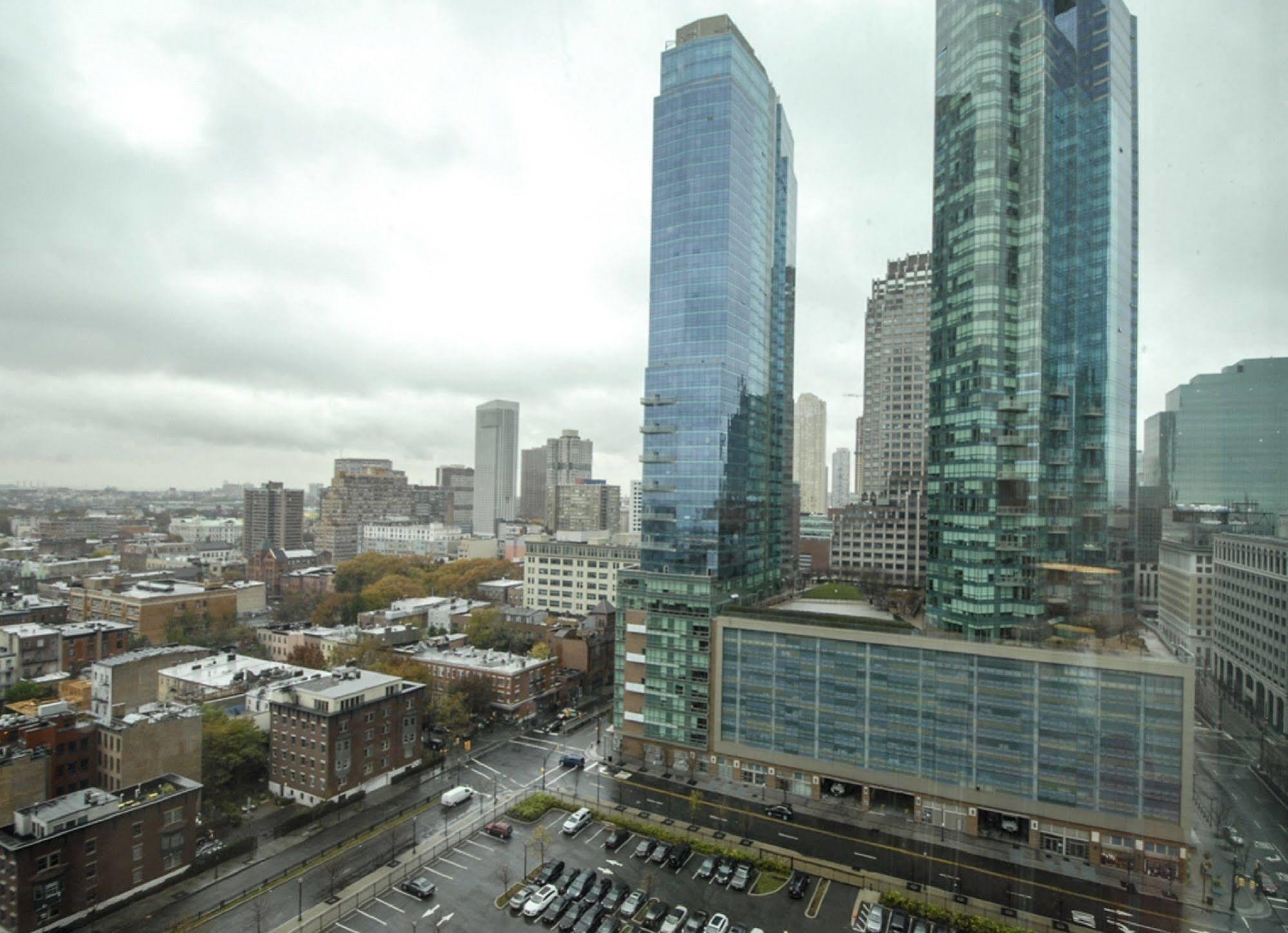 Global Luxury Suites At Exchange Jersey City Buitenkant foto