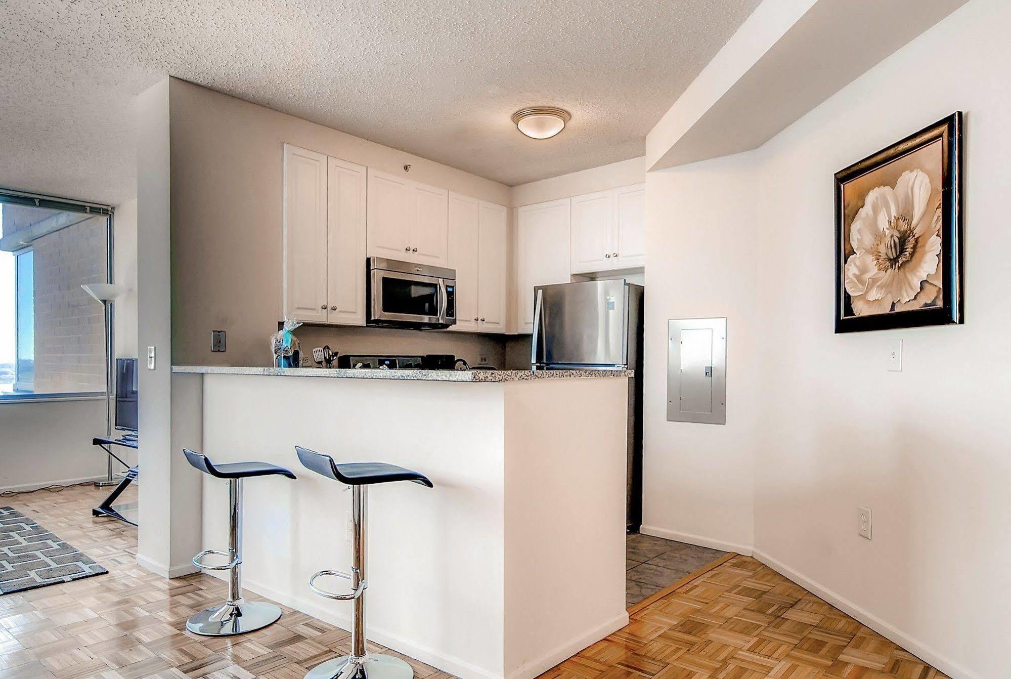 Global Luxury Suites At Exchange Jersey City Buitenkant foto