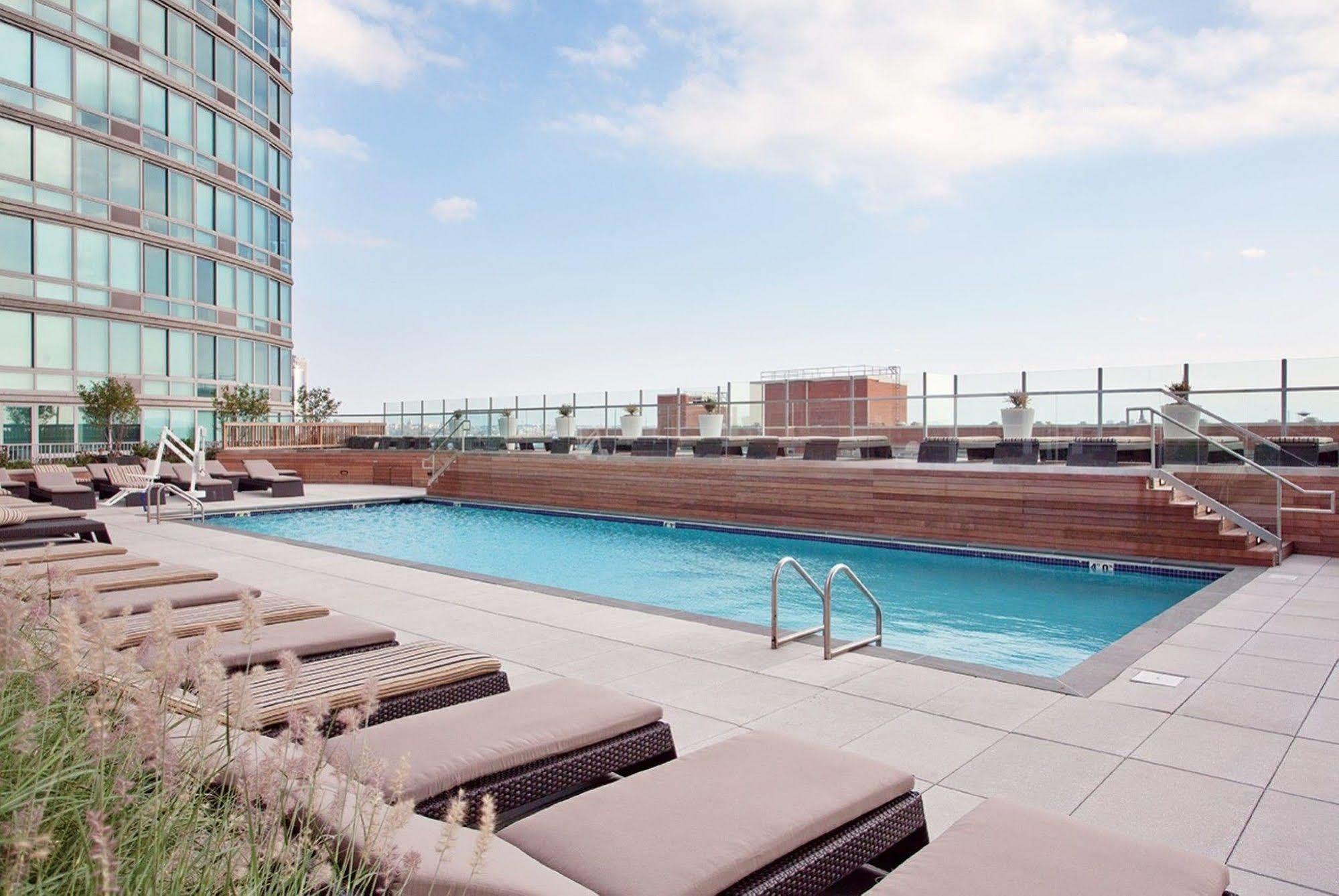 Global Luxury Suites At Exchange Jersey City Buitenkant foto